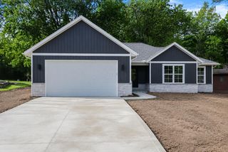 99 Rome Beauty Court, Howard, OH 43028