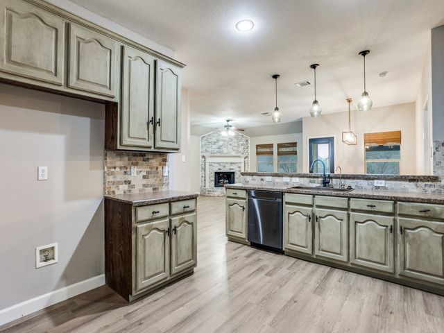 1070 Shepard Lane, Lavon, TX 75166