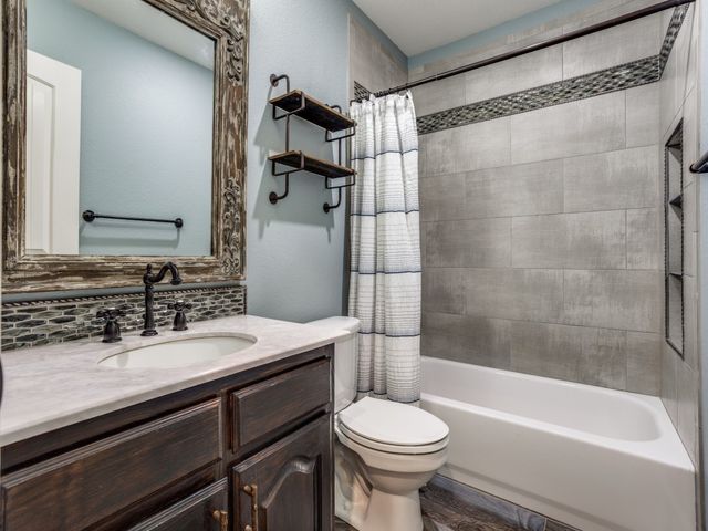 1070 Shepard Lane, Lavon, TX 75166