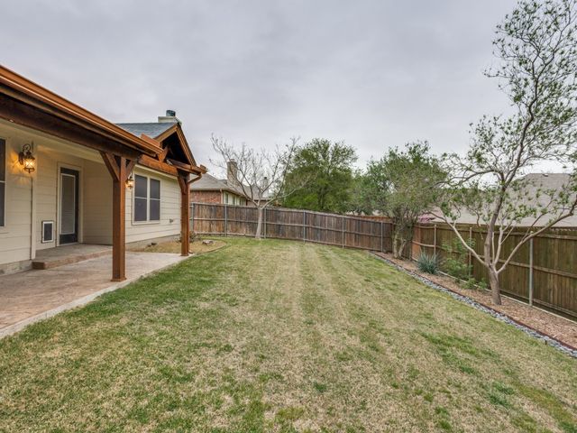 1070 Shepard Lane, Lavon, TX 75166