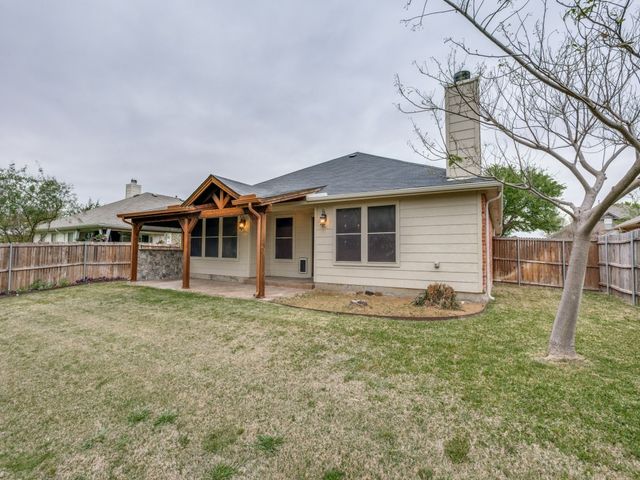 1070 Shepard Lane, Lavon, TX 75166