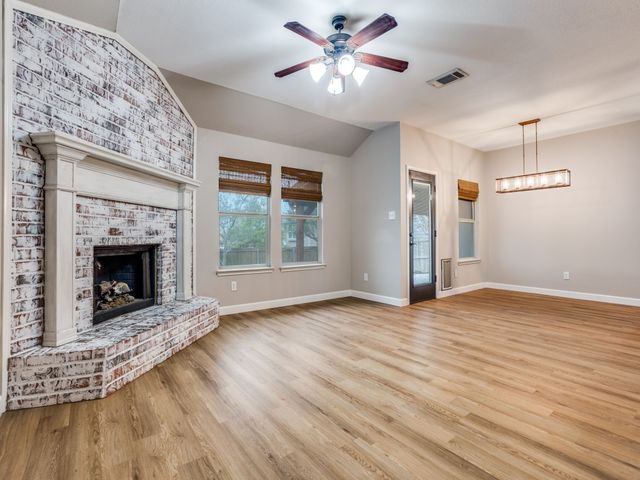 1070 Shepard Lane, Lavon, TX 75166