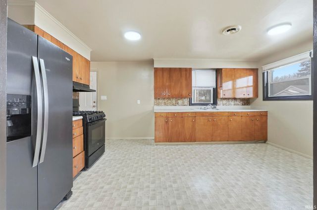 4722 Hanna Street, Fort Wayne, IN 46806