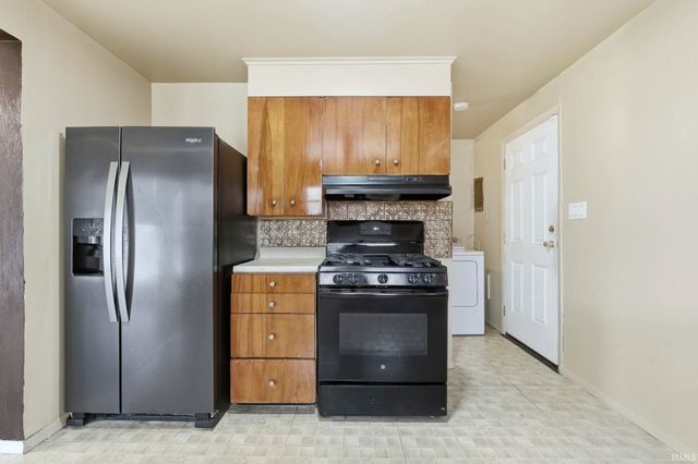 4722 Hanna Street, Fort Wayne, IN 46806