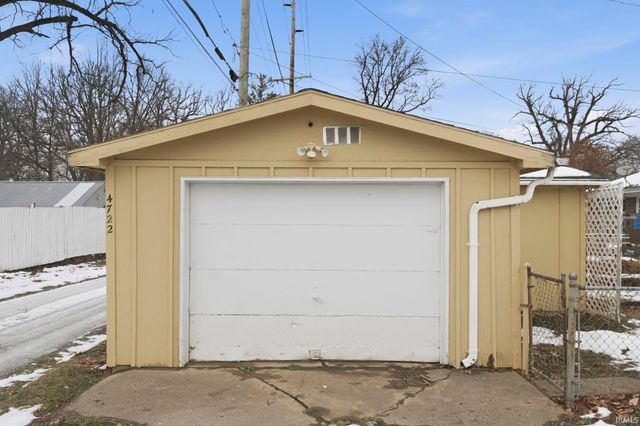 4722 Hanna Street, Fort Wayne, IN 46806