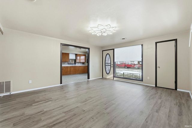 4722 Hanna Street, Fort Wayne, IN 46806