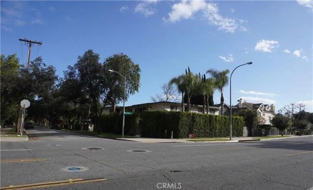 642 N Orange Grove 7, Pasadena, CA 91103