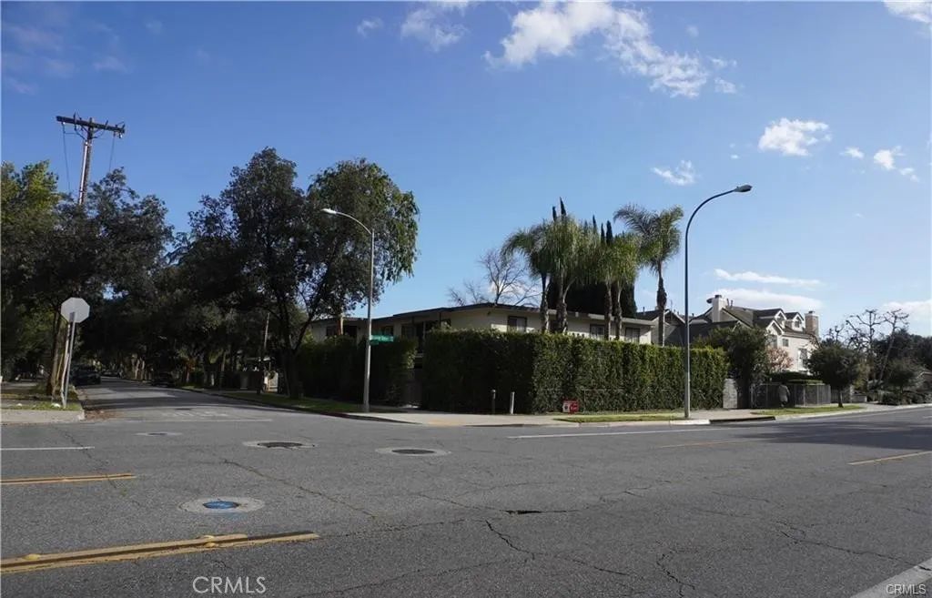 642 N Orange Grove 7, Pasadena, CA 91103