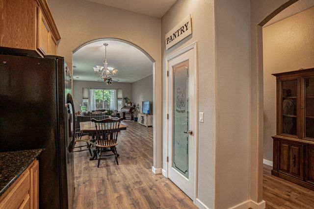 7411 Stonefield Drive, White City, OR 97503