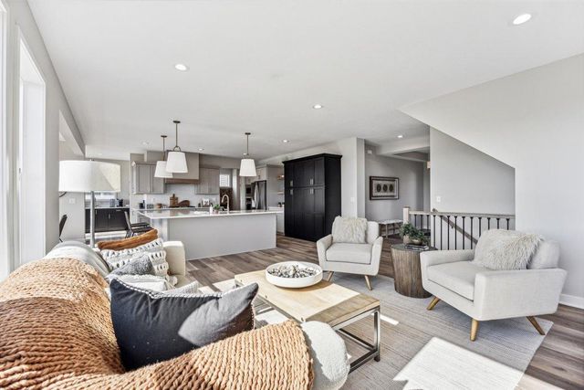 15757 Aquila Avenue, Savage, MN 55378