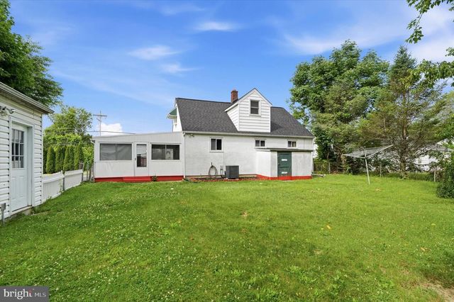 3773 BRIDGEWATER RD, Brookhaven, PA 19015
