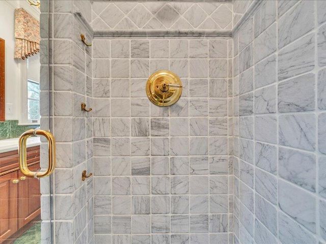 3515 Windsor Oaks CIR, Roanoke, VA 24018