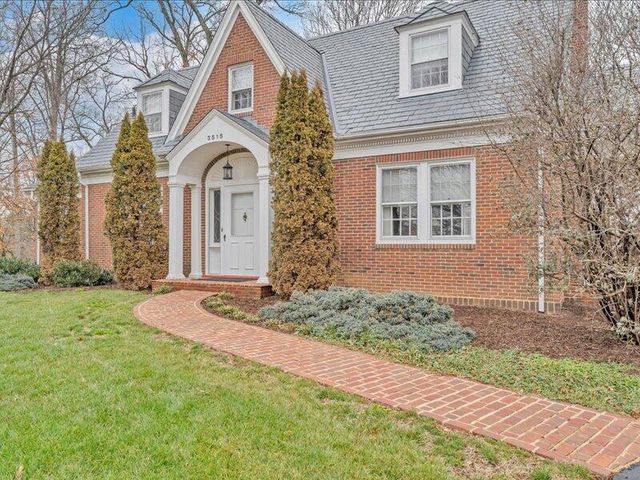 3515 Windsor Oaks CIR, Roanoke, VA 24018