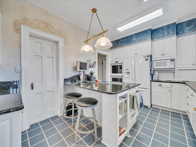 3515 Windsor Oaks CIR, Roanoke, VA 24018