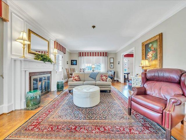 3515 Windsor Oaks CIR, Roanoke, VA 24018