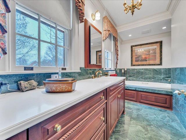 3515 Windsor Oaks CIR, Roanoke, VA 24018