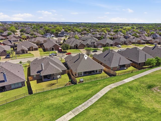 7224 Prestwick Terrace, Benbrook, TX 76126