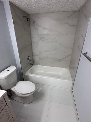 4045 W Mcnab Road 102, Pompano Beach, FL 33069