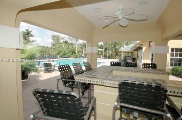 4045 W Mcnab Road 102, Pompano Beach, FL 33069