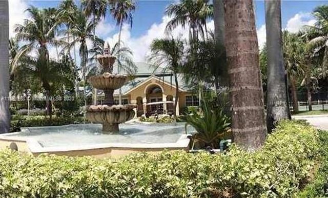 4045 W Mcnab Road 102, Pompano Beach, FL 33069