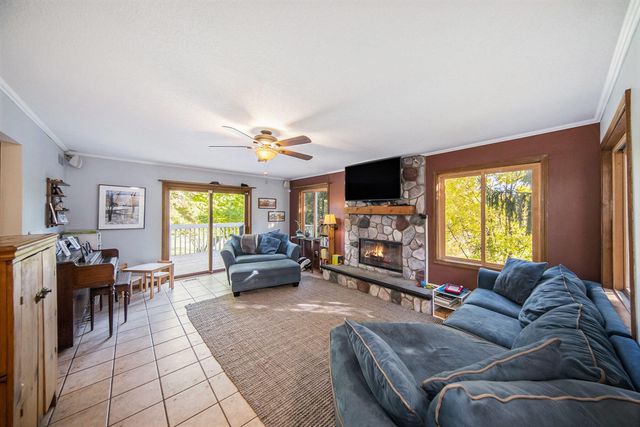 2875 Trailwood Lane, Ann Arbor Twp, MI 48105