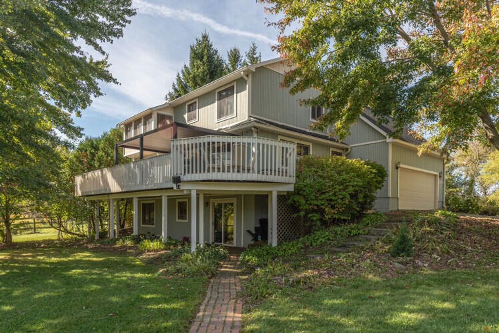 2875 Trailwood Lane, Ann Arbor Twp, MI 48105