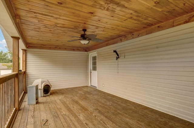 1422 W Commercial Street, Buffalo, MO 65622