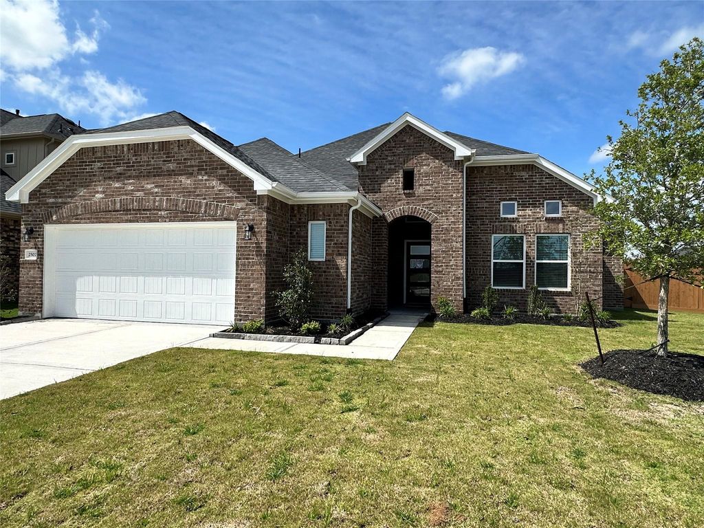 2502 Shallow Lake Drive, Iowa Colony, TX 77583