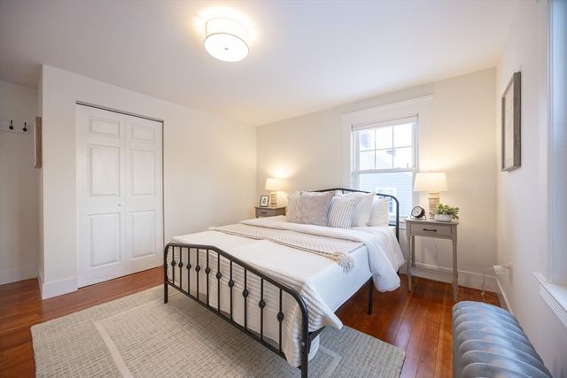 42 York St, Andover, MA 01810