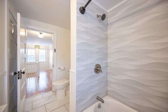 42 York St, Andover, MA 01810