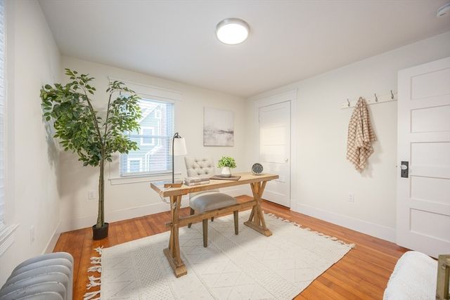 42 York St, Andover, MA 01810