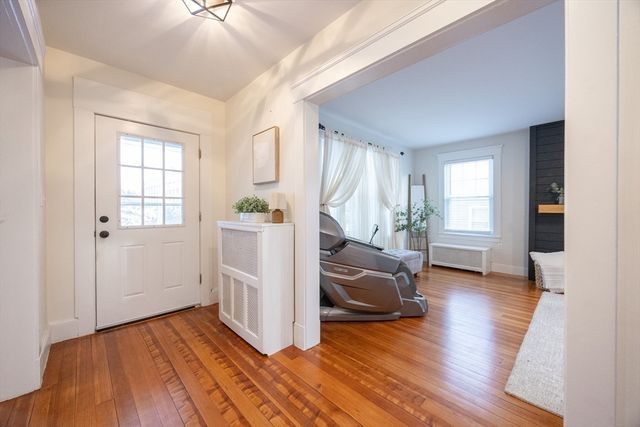 42 York St, Andover, MA 01810