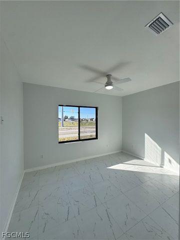 1027 Kismet PKWY W, Cape Coral, FL 33993