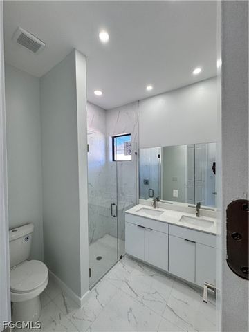 1027 Kismet PKWY W, Cape Coral, FL 33993