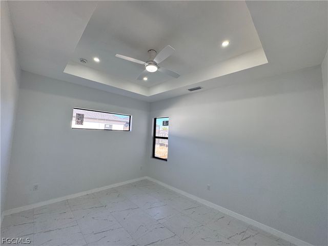 1027 Kismet PKWY W, Cape Coral, FL 33993