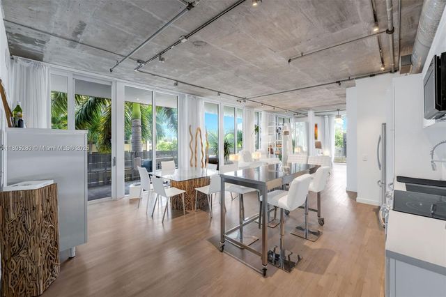 1700 Meridian Ave 402, Miami Beach, FL 33139