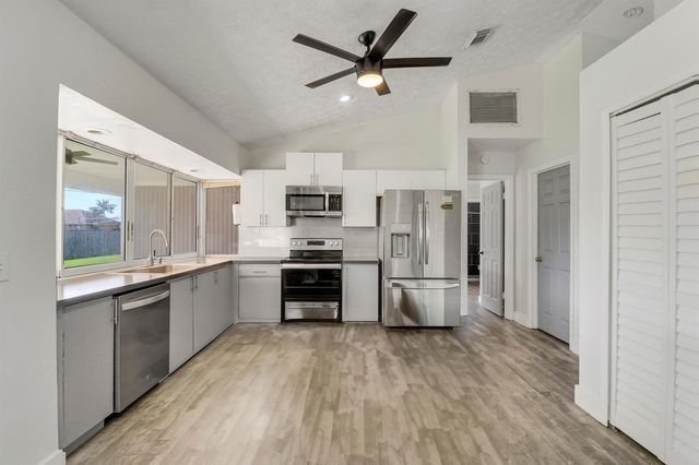 1254 SW Asturia Avenue, Port St Lucie, FL 34953