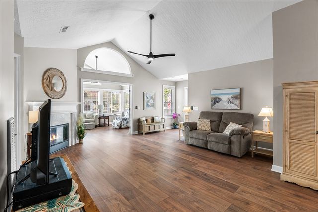 92 Fudora Circle, Simpsonville, SC 29681