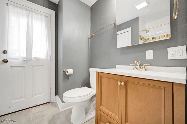 16717 Valleyview Avenue, Cleveland, OH 44135