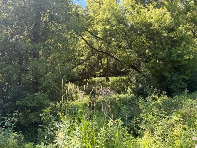 2835 Hadley Valley Road NE, Rochester, MN 55906