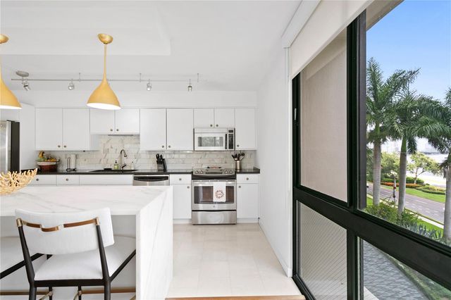 3301 BAYSHORE BOULEVARD 408B, Tampa, FL 33629