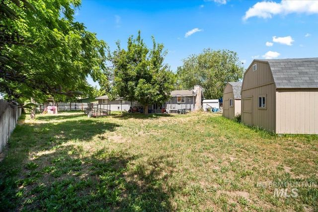 2035 N Patricia Ave, Boise, ID 83704
