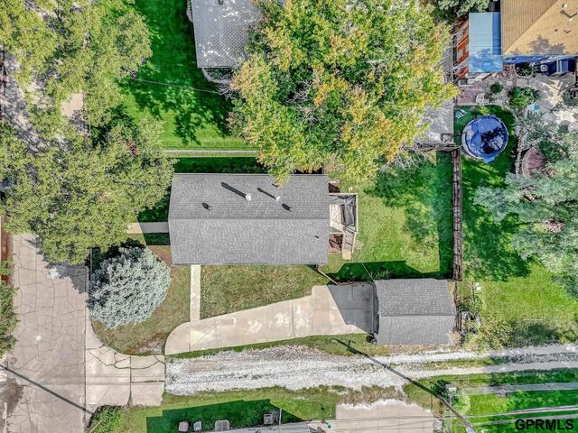 3720 S 54 Street, Lincoln, NE 68506