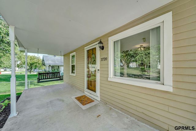 3720 S 54 Street, Lincoln, NE 68506