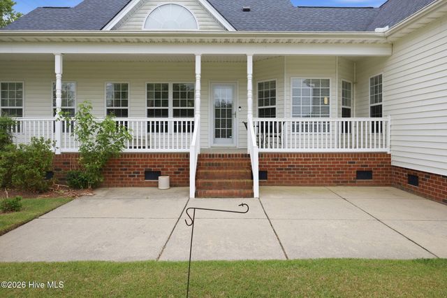 106 Magnolia Drive, Winterville, NC 28590