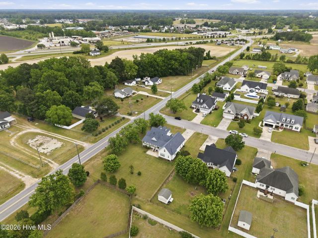 106 Magnolia Drive, Winterville, NC 28590