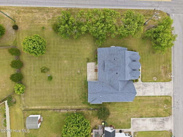 106 Magnolia Drive, Winterville, NC 28590