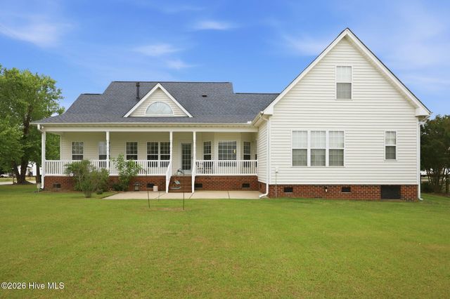 106 Magnolia Drive, Winterville, NC 28590