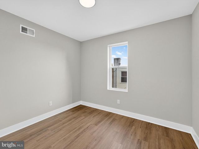 5736 SPRUCE ST, Philadelphia, PA 19139