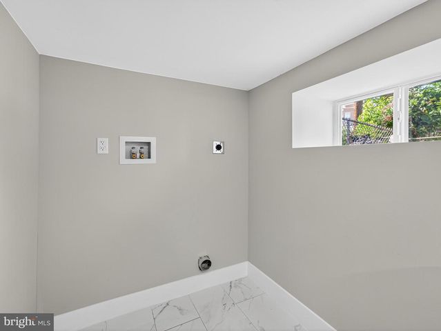 5736 SPRUCE ST, Philadelphia, PA 19139